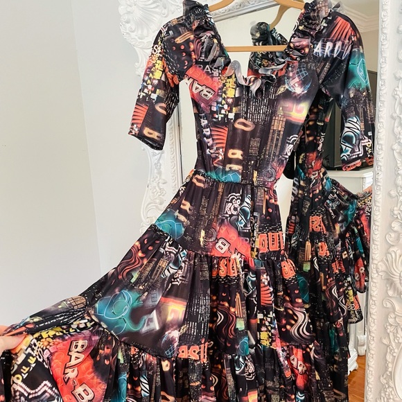 SALE New York Couture Limited Edition Vintage Printed Ruffle Maxi Dress - Picture 4 of 13